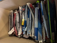 45 pallets technische auto-onderdelen - afbeelding 32 van  41