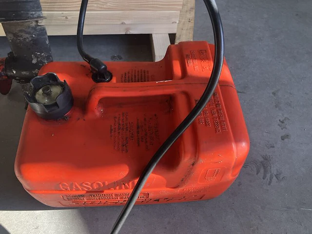 4,5 pk buitenboordmotor, tomos - afbeelding 2 van  6