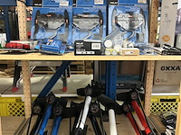 45x fietsaccessoires w.o. fietspompen, onderhoudsartikelen - afbeelding 1 van  11