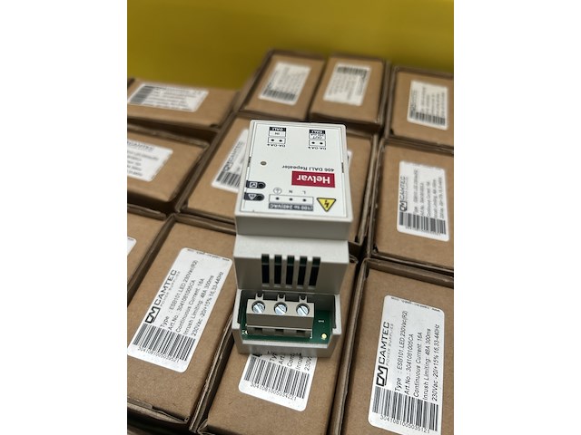 45x installatiemateriaal w.o. dali repeater voor din-rail, inschakelstroombegrenzer helvar, camtec - afbeelding 3 van  5