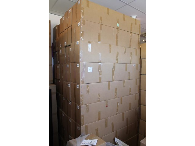 46 laadpalen met hoogte 130 cm. - afbeelding 4 van  5