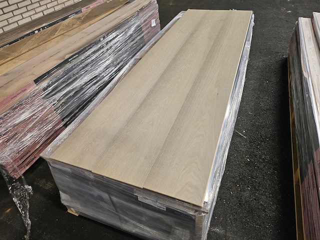 46 m2 parket eiken fineer berry alloc - 2410 x 241 x 10,1 mm - afbeelding 3 van  3