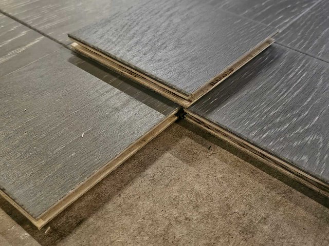 46 m2 parket eiken multiplank - 127 x 127 x 15 mm - afbeelding 2 van  3