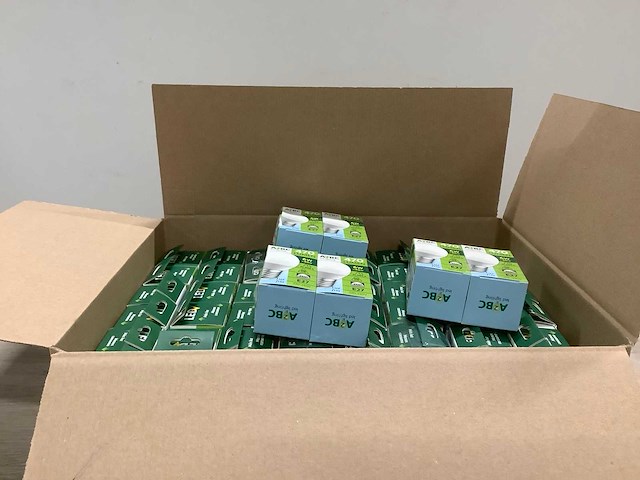 470 lumen 6w 40w e27 a2bc lampenpitten (54x) - afbeelding 3 van  3