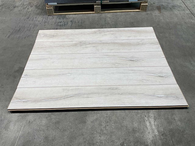 47,5m² purity glow gelakt eiken laminaatvloer - afbeelding 7 van  12