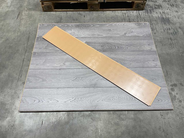 47,5m² purity pulse eiken antraciet laminaatvloer - afbeelding 8 van  9