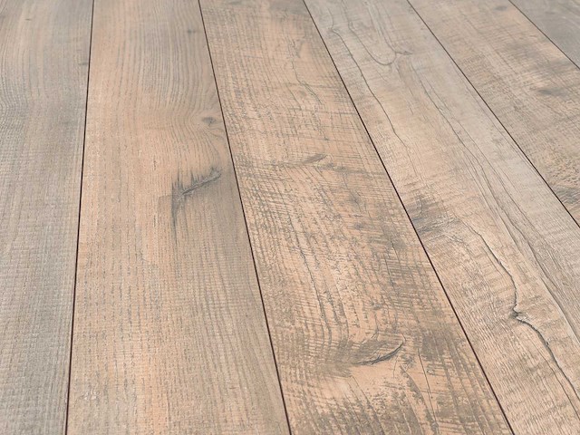 48 m2 laminaat plank - 1383 x 159 x 8 mm - afbeelding 1 van  4