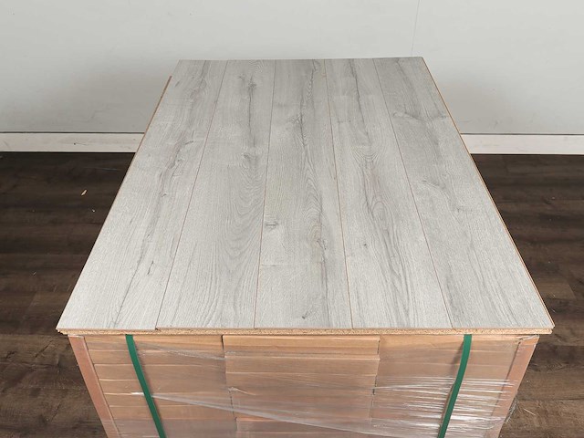 48 m2 laminaat plank - 1383 x 193 x 8 mm - afbeelding 3 van  4