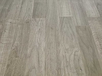 48 m2 laminaat plank - 504 x 84 x 8 mm - afbeelding 1 van  3