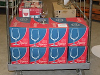 48 wijnglazen vigneron. - afbeelding 1 van  2