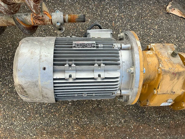 48,5 meter aan opvoerbuizen met schroeven met elektromotoren - afbeelding 5 van  21