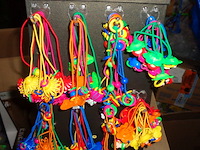 48x kinder haarelastiekjes op display - afbeelding 3 van  3