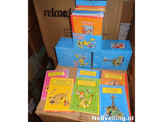 48x wenskaart met envelop hartelijk gefeliciteerd in display - afbeelding 3 van  3