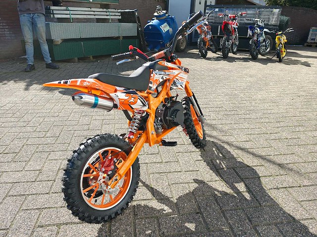 49cc - motorfiets - afbeelding 6 van  11