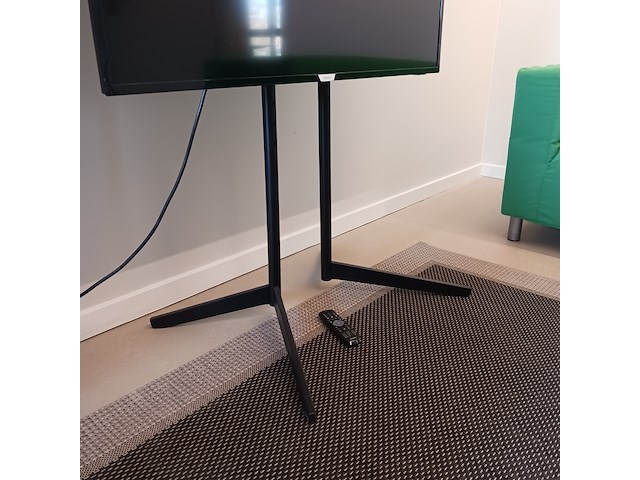 4k ultra hd televisie philips, 50pus6162/12, 2017 - afbeelding 2 van  15