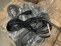 4meter kabel x 1.5mm2, 1 kant iec plug(male) (155x) - afbeelding 1 van  3