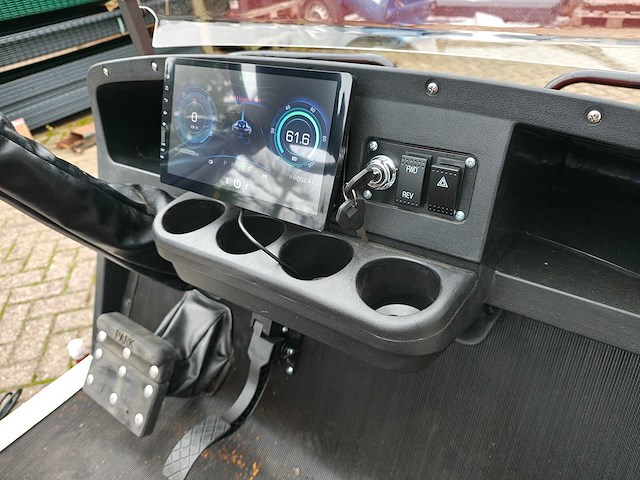 4s - golfkar - afbeelding 2 van  23