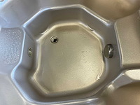 4seasonsspa jacuzzi - afbeelding 11 van  12