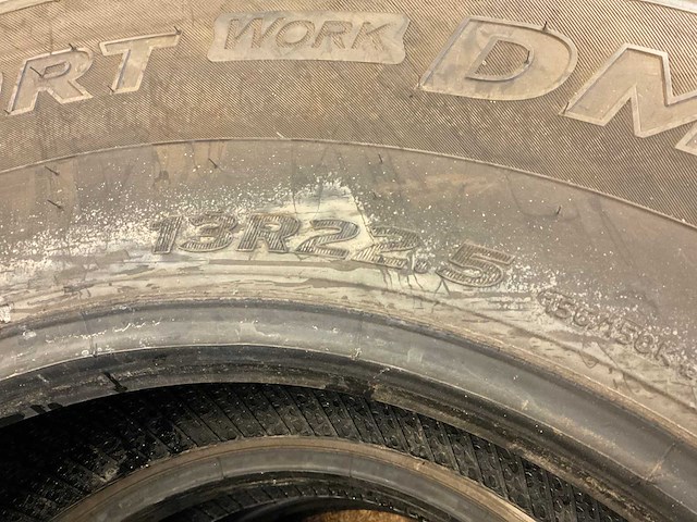 4x 13r22.5 hankook retread vrachtwagenband - afbeelding 6 van  7