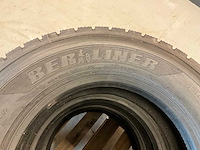 4x 215/75r17.5 berliner retread vrachtwagenband - afbeelding 7 van  7