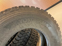 4x 295/80 r22.5 retread vrachtwagenband - afbeelding 4 van  9