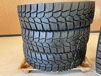 4x 315/80 r22.5 retread vrachtwagenband - afbeelding 3 van  8