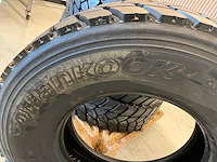 4x 315/80r22.5 retread vrachtwagenband - afbeelding 5 van  7