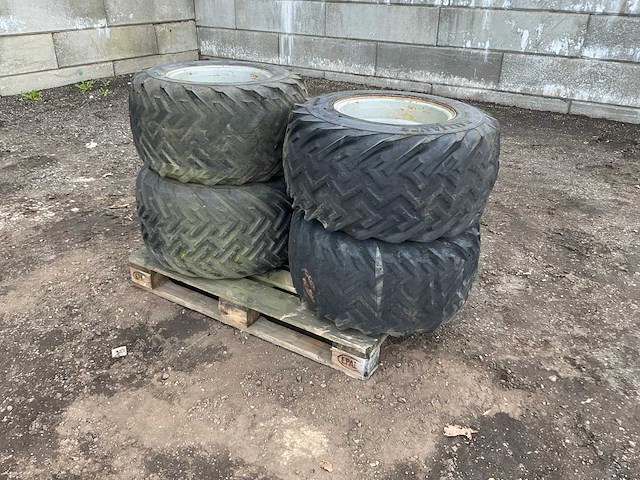 4x 31x15.50 r15 band, wiel en velg - afbeelding 8 van  14