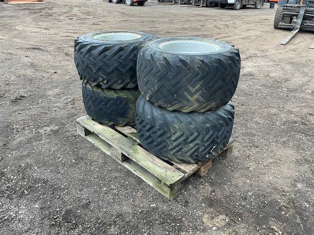4x 31x15.50 r15 band, wiel en velg - afbeelding 12 van  14