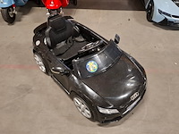 4x 4 kindervoertuigen, audi, bmw, vespa - afbeelding 17 van  28