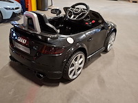 4x 4 kindervoertuigen, audi, bmw, vespa - afbeelding 19 van  28