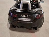 4x 4 kindervoertuigen, audi, bmw, vespa - afbeelding 20 van  28