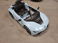 4x 4 kindervoertuigen, audi, bmw, vespa - afbeelding 23 van  28