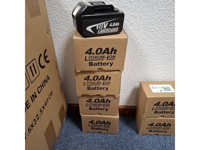 4x accu 18v - 4.0ah - afbeelding 1 van  5