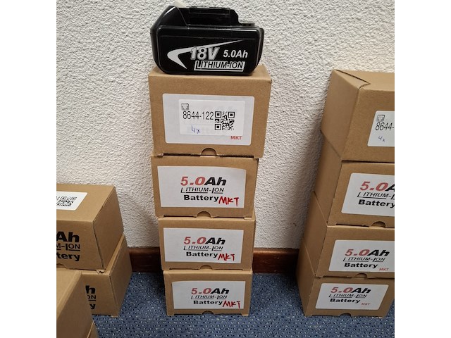 4x accu 18v - 5.0ah mkt - afbeelding 1 van  6