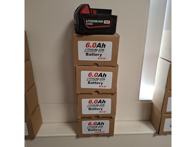 4x accu 18v - 6.0ah m18-60 - afbeelding 1 van  6