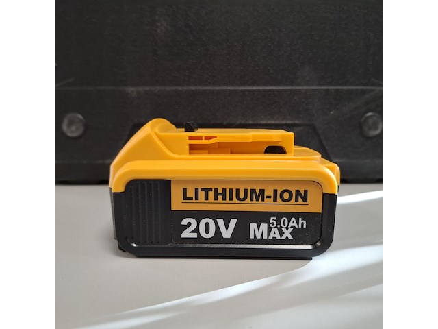 4x accu 20v - 4.0ah dcb200-50 - afbeelding 2 van  6