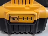 4x accu 20v - 5.0ah dcb200-50 - afbeelding 5 van  6