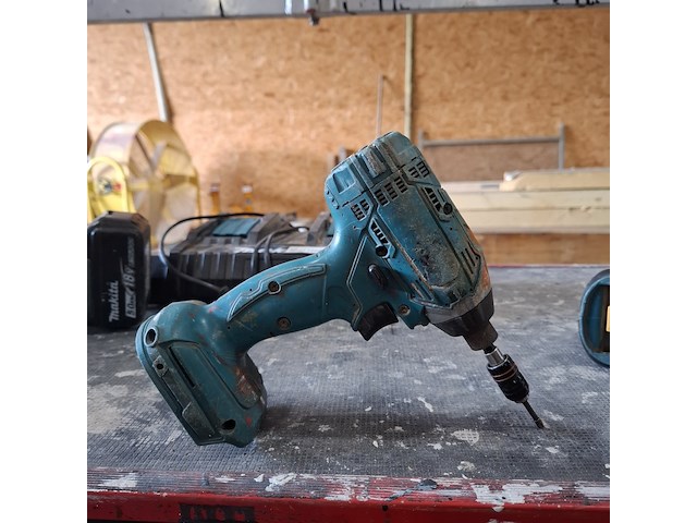 4x accu gereedschap makita - afbeelding 2 van  15