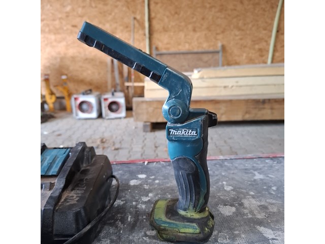 4x accu gereedschap makita - afbeelding 12 van  15