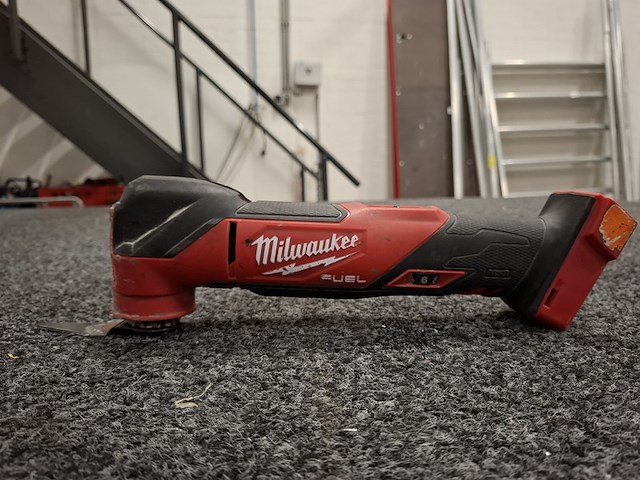 4x accu gereedschap milwaukee, bouwjaar 2021/2022 - afbeelding 2 van  16