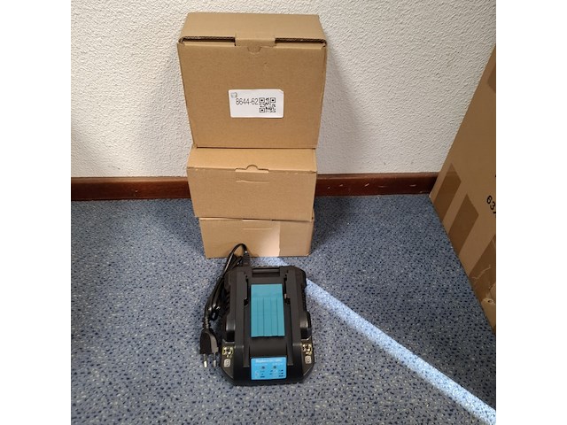 4x accu lader 14.4v-18v - afbeelding 1 van  6