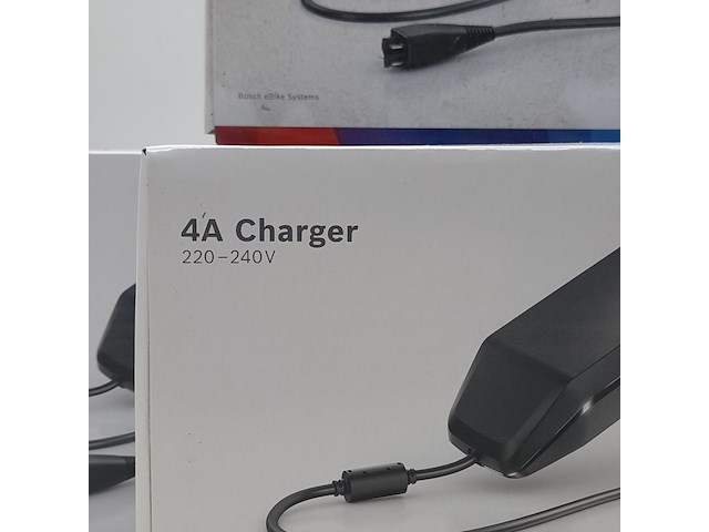 4x acculader t.b.v fietsaccu, bosch, 4a charger - afbeelding 3 van  5
