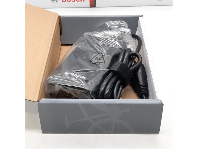 4x acculader t.b.v fietsaccu, bosch, compact charger 100-240v - afbeelding 5 van  5