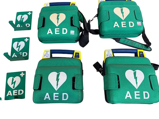 4x aed, cardiac science / aivia, powerheart aed g3 - afbeelding 1 van  7