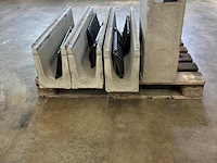 4x afvoergoot/lijngoot/zandvanggoot materiaal glasvezelversterkt beton incl. gietijzer rooster., hauraton faserfix, ks150.020 - afbeelding 1 van  5