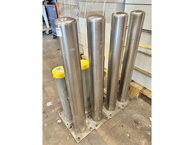 4x afzetpalen / bollards verkeerspalen - afbeelding 1 van  3