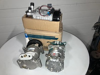 4x airco compressoren , que ,valeo, sanden, qp-21-1704, vc6, s8239 sd7h15, grijs / chroom - afbeelding 1 van  7