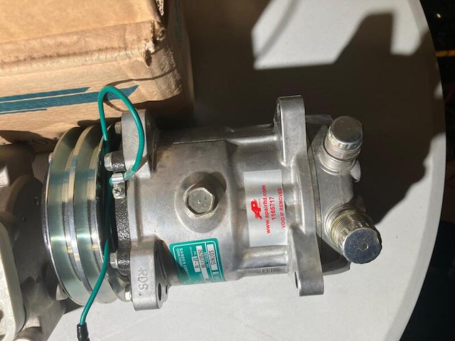 4x airco compressoren , que ,valeo, sanden, qp-21-1704, vc6, s8239 sd7h15, grijs / chroom - afbeelding 3 van  7