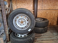 4x all-season band op velg goodride, sw 612, 215/70r15c - afbeelding 1 van  9